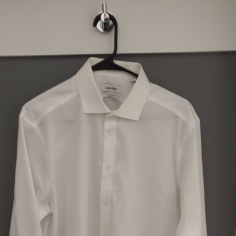 Used Calvin Klein Performance Non-Iron Dress Shirt